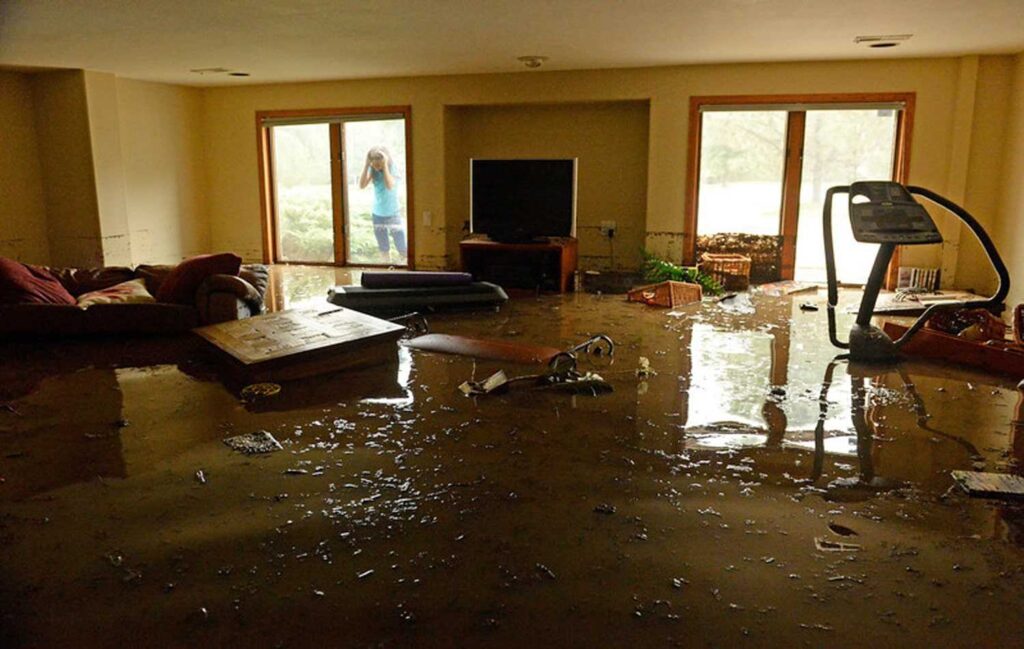 How to Find Reliable Water Damage Restoration Services? 1 Water Damage Restoration